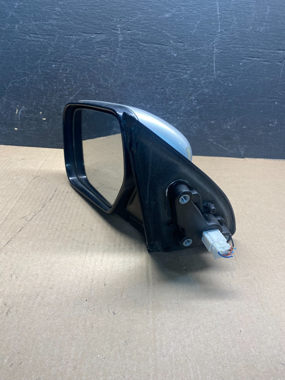 2003 - 2006 Mitsubishi Outlander Left Driver Door Power Mirror AE7696 DG10