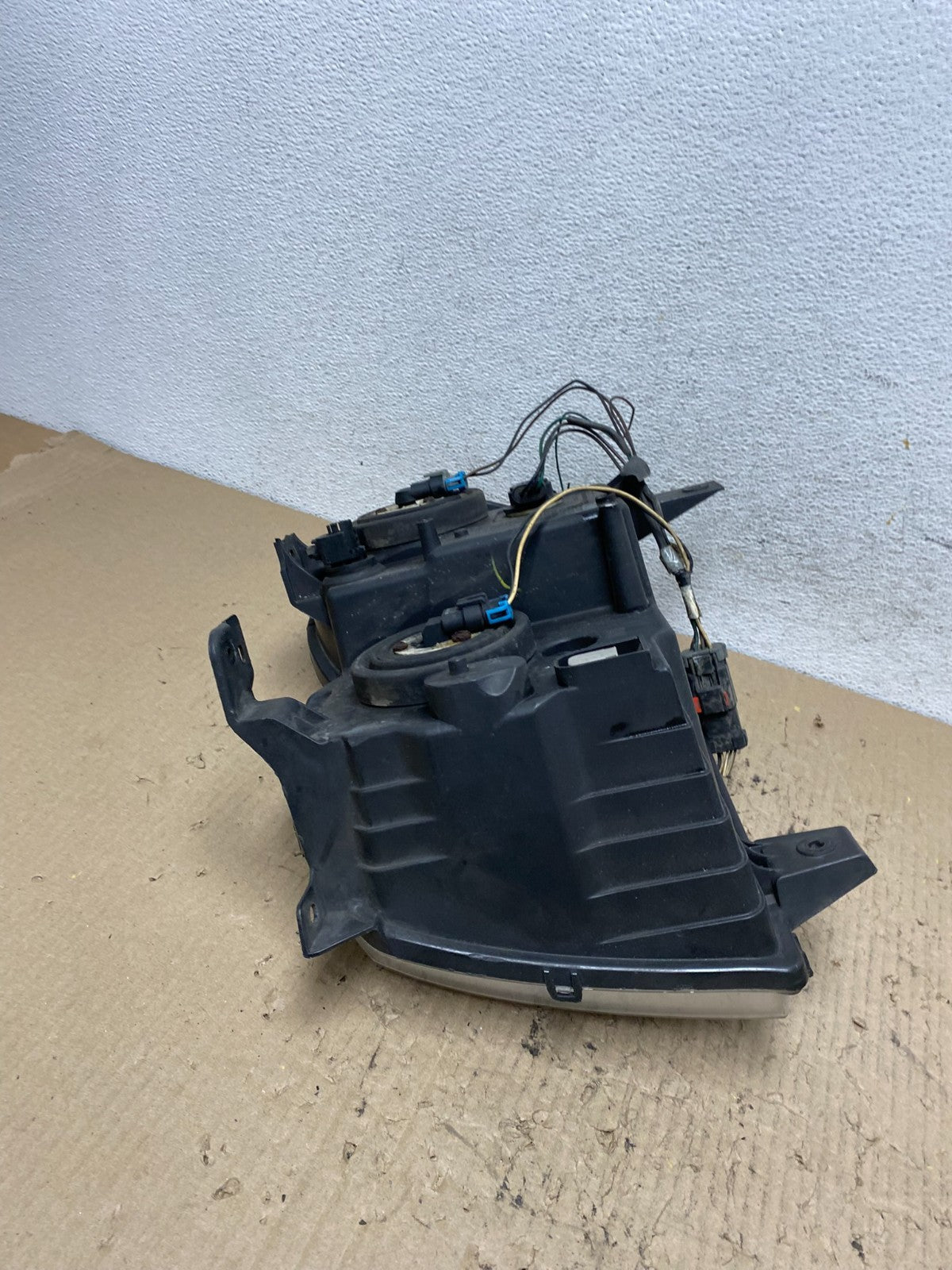 2005-2007 Jeep Grand Cherokee Right Passenger RH Halogen Headlight AF7194 DW9