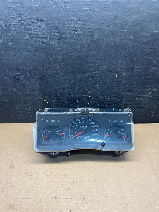 2001 to 2005 Mercury Grand Marquis Speedometer Cluster Gauge q2231 DG0
