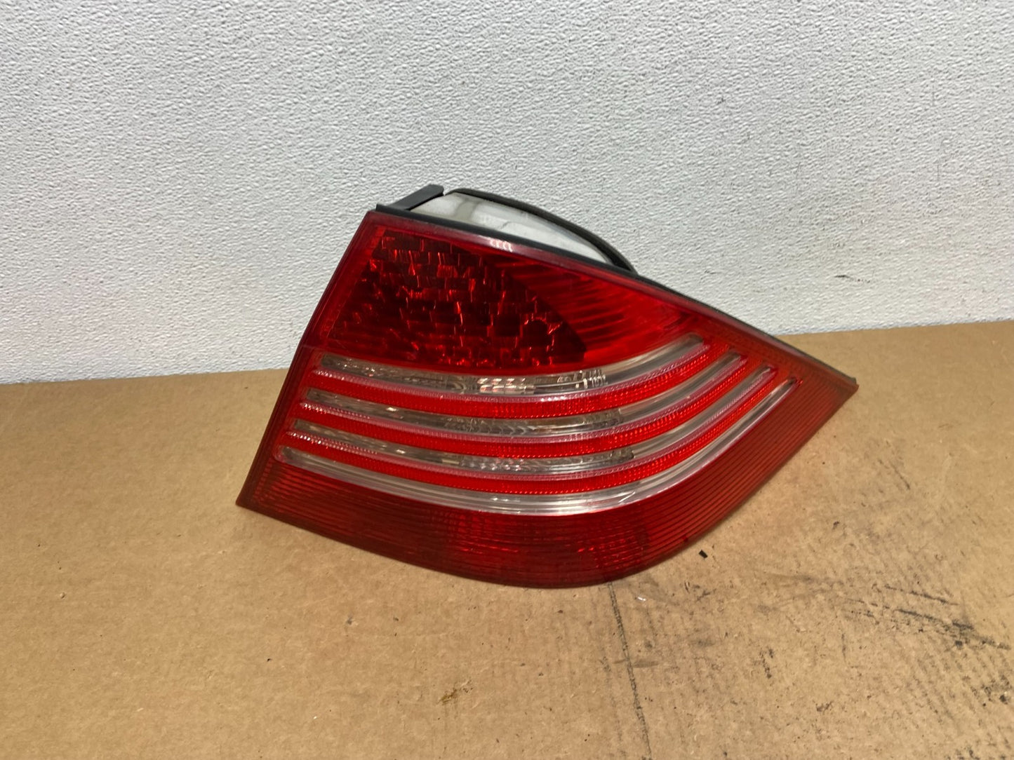 2003 to 2006 Mercedes-Benz S-Class Tail Light Right Passenger Side Oem AC3141 DW0