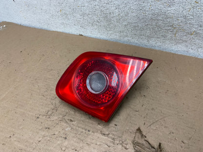 2005 2006 2007 Volkswagen Jetta Right Passenger Tail Light Inner AI1096 DW1