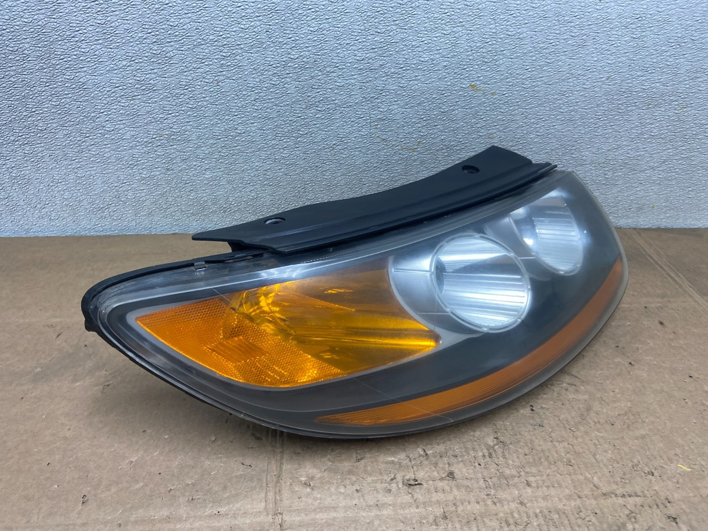 2007 2008 2009 Hyundai Santa Fe Right Passenger Halogen Headlight TYC Y6873 DW2