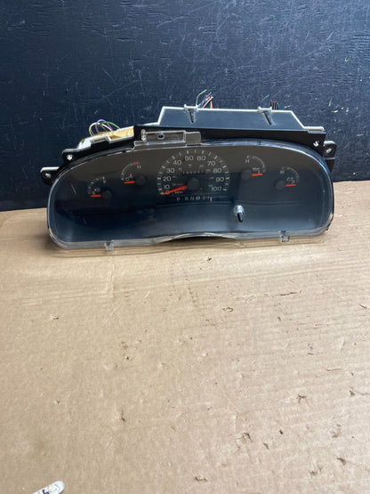 2001-2002 Ford Econoline E250 E350 Van Speedometer Instrument Cluster AF2550 DG0
