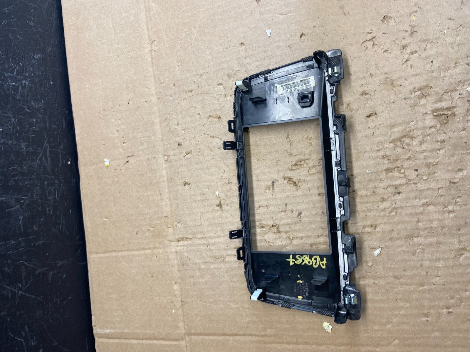 2016 2017 2018 Kia Optima Front  Dash Radio Bezel Trim Air Vent OEM AB9687 DG3