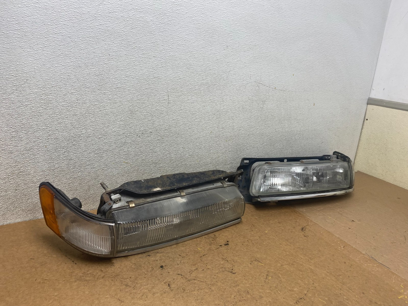 1990-1992 Infiniti M30 Left+Right Side Set Halogen Turn Sgn Headlight S7411 DG2