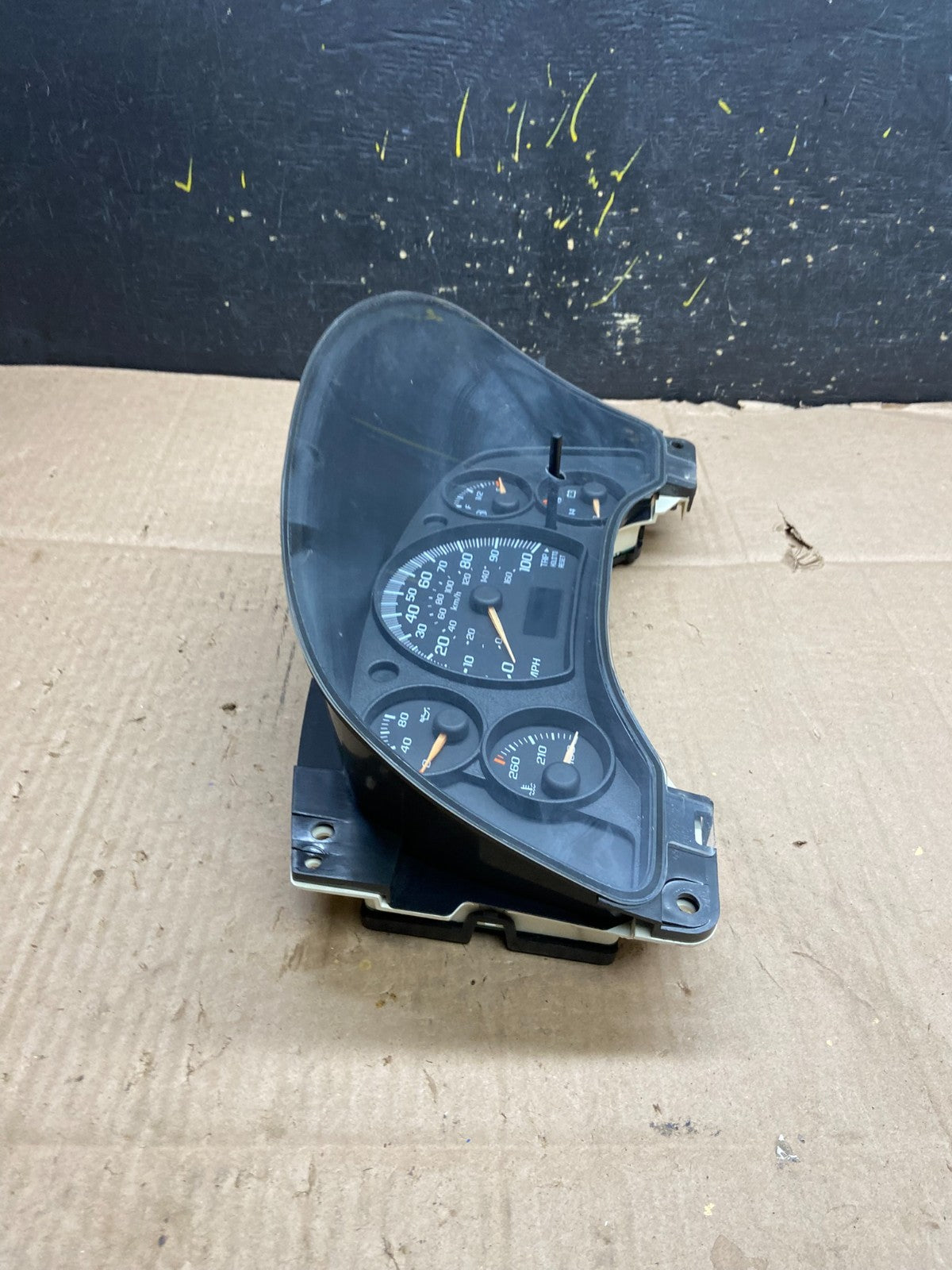 2004 to 2007 Chevrolet Express Speedometer Cluster Gauge OEM Y2477 DG2