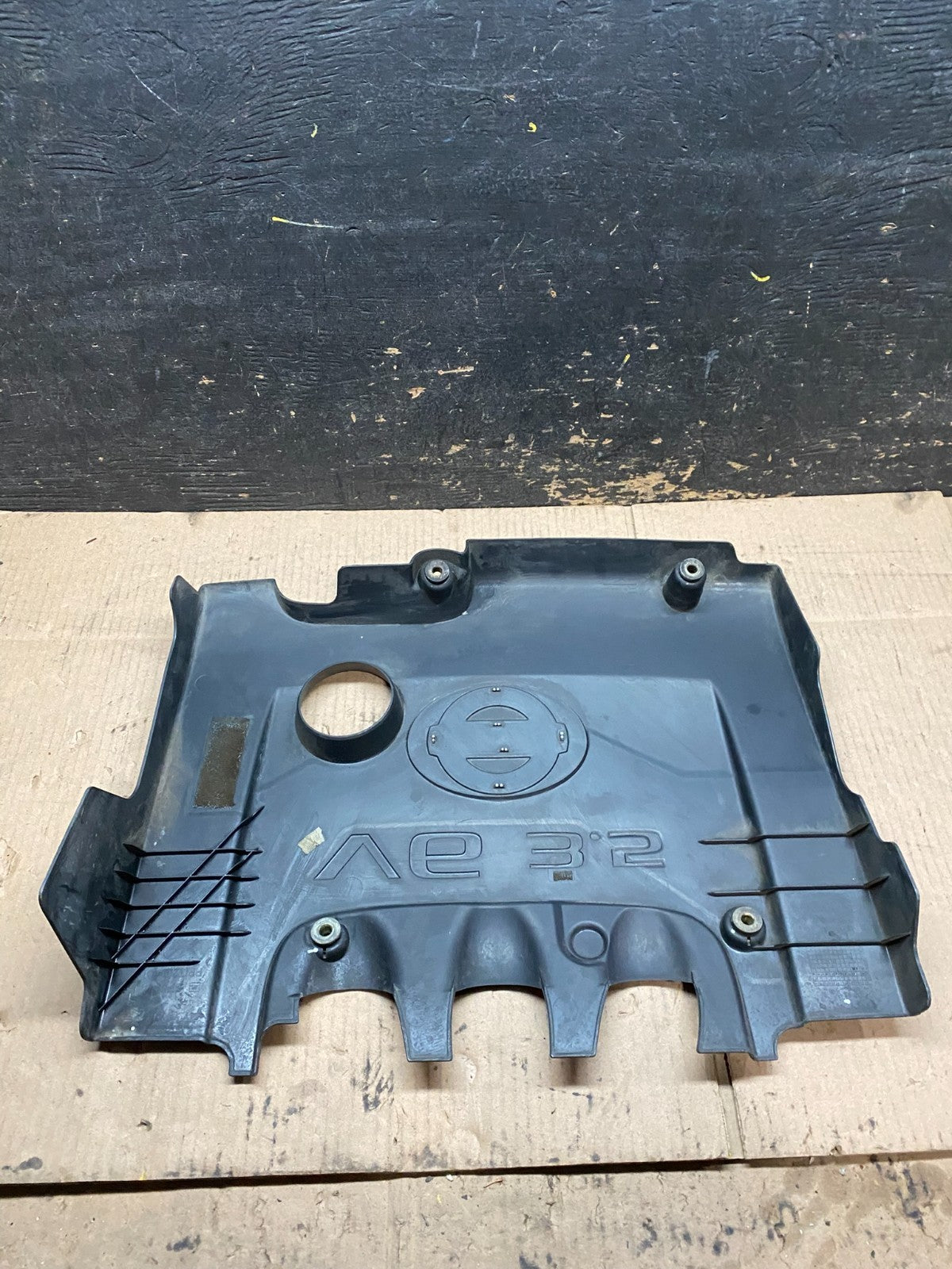 2005-2008 Nissan Quest Engine Motor Cover OEM W4595 DG4