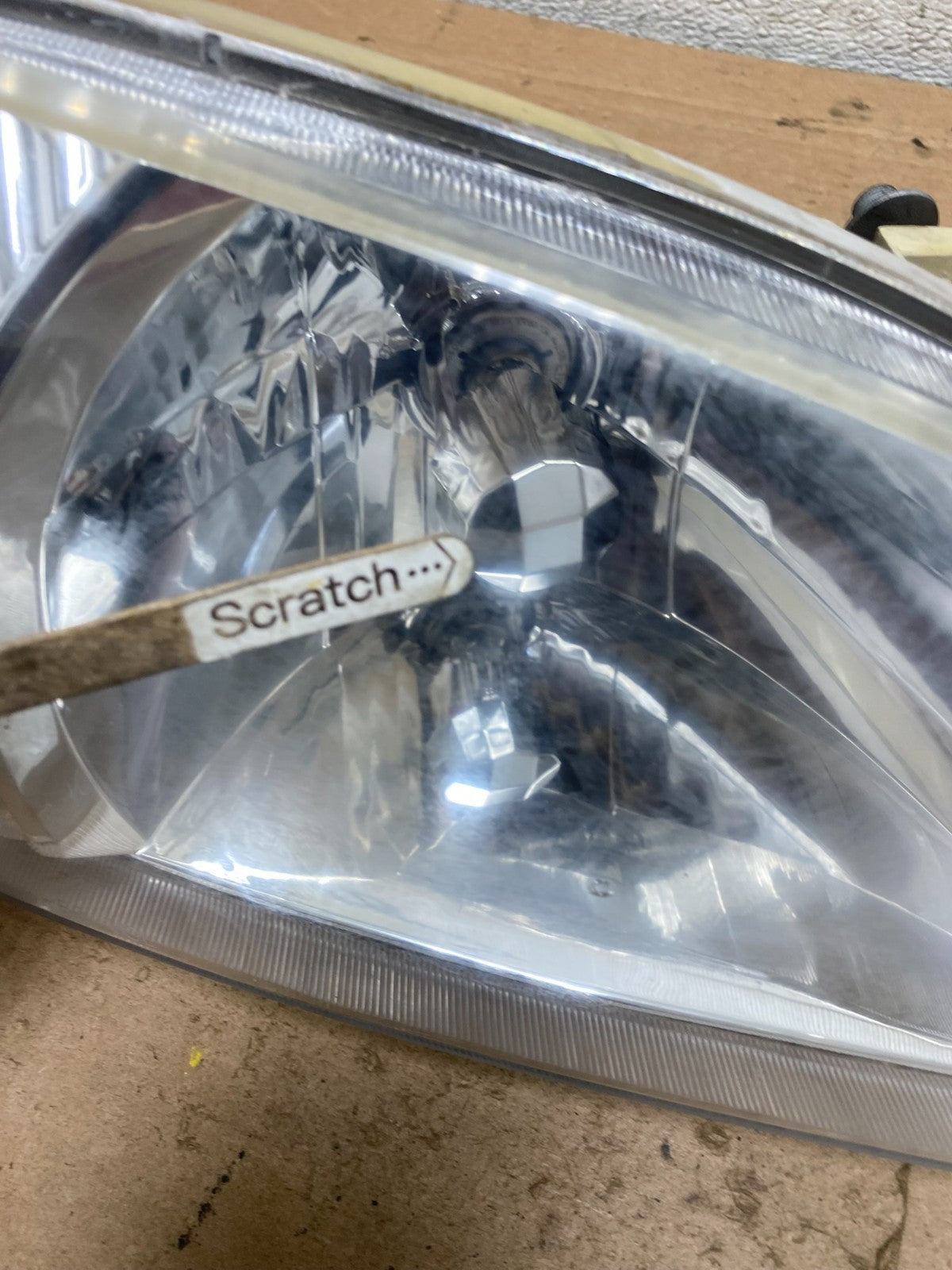 2001 2002 2003 Toyota Sienna Right Passenger Rh Side Headlight Halogen P9864 DW3