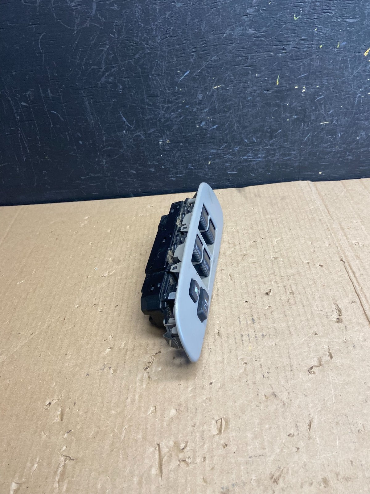 2000-2006 Toyota Sequoia Driver Left Door Master Power Window Switch AE3836 DG2