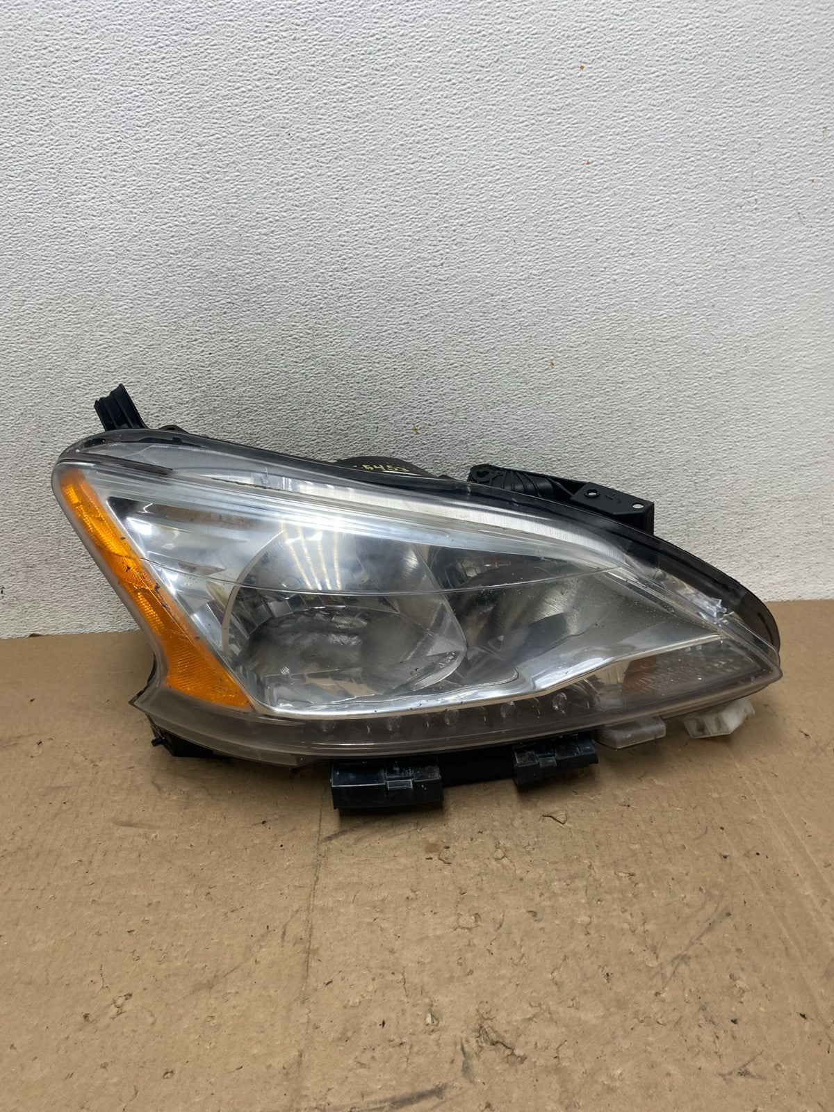 2013 - 2015 Nissan Sentra W/LED Halogen Right Passenger Headlight DEPO AG5453 DW0