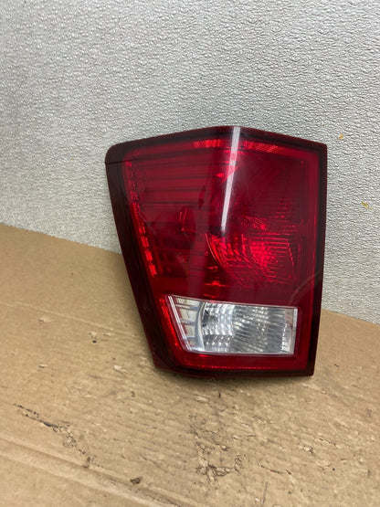 2007 2008 2009 2010 Jeep Grand Cherokee Left Driver Lh Tail Light Oem AB4848 LK0