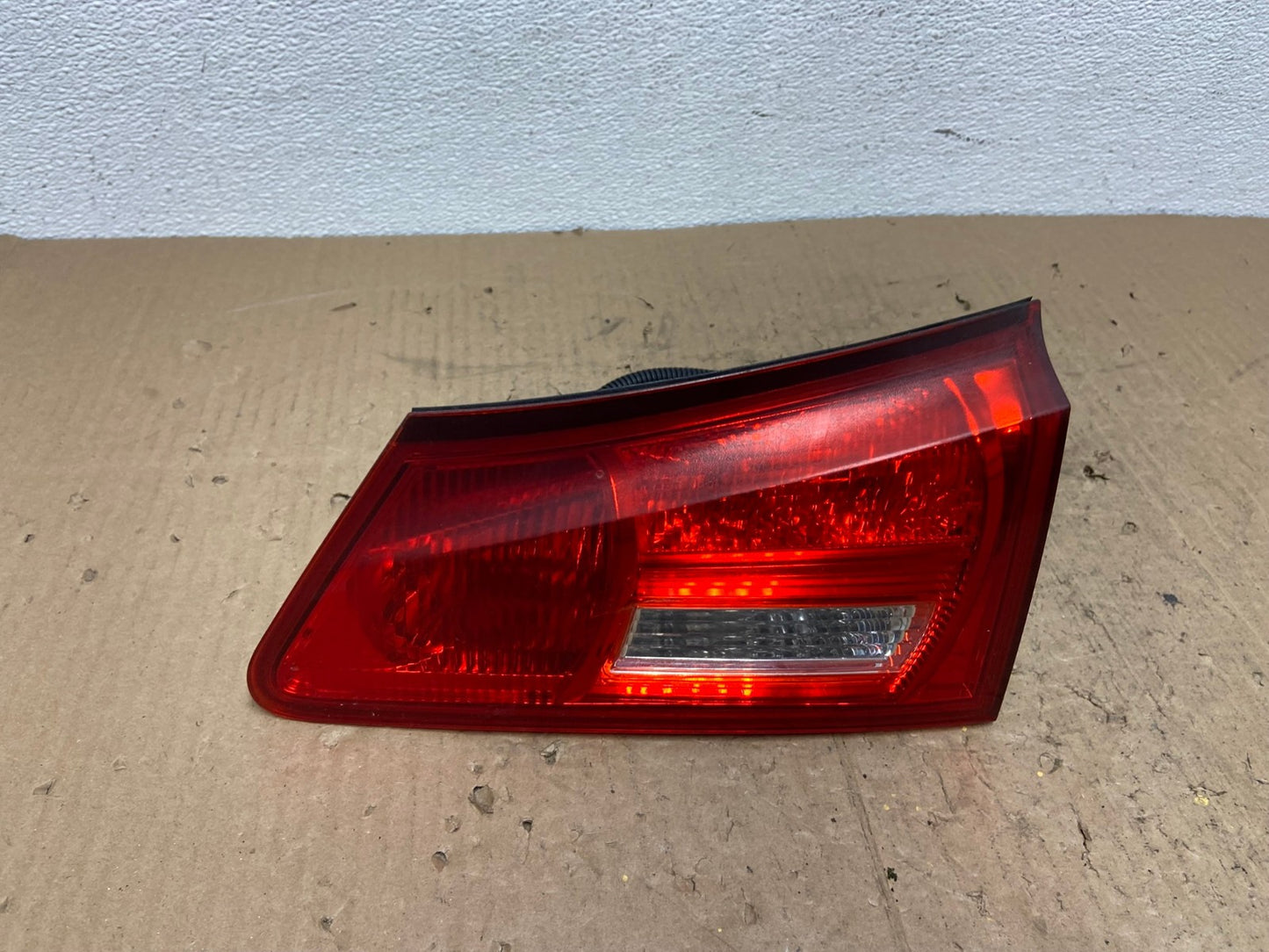 2006 - 2008 Lexus Is250 Is350 Right Passenger RH Inner Tail Light Oem AC0134 LK0