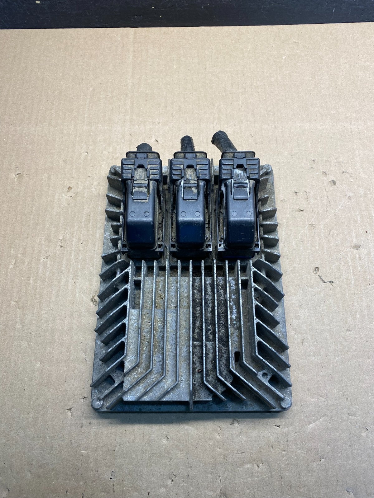 2010 2011 Chevrolet Equinox Terrain Ecu Engine Control Module Unit Ecm AG9351 DG0
