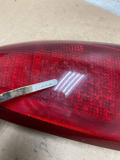 2000 to 2005 Cadillac Deville Right Passenger Rh Side Tail Light AI0944 LK3