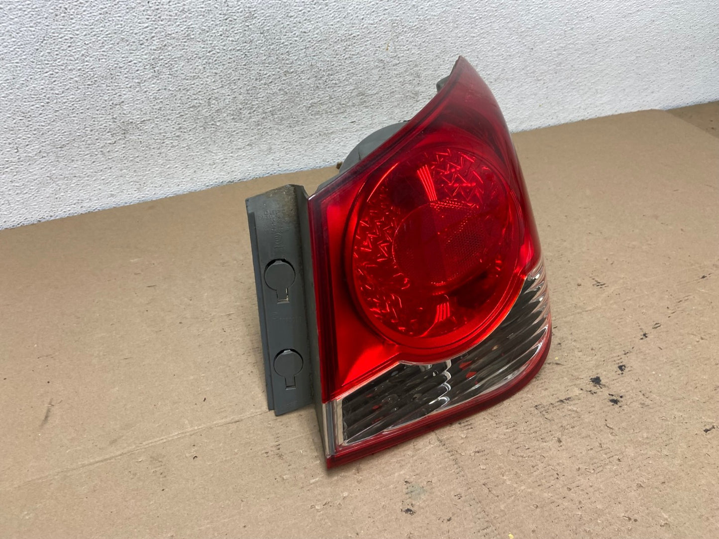 2011 2012 2013 2014 Chevrolet Cruze Right Passinger RH Side Tail Light 4851 LK2