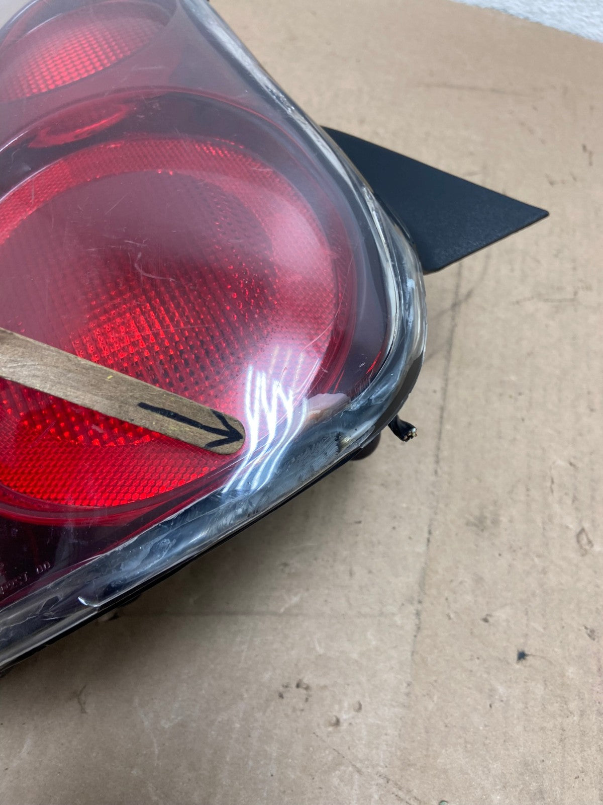2000 to 2005 Chevrolet Monte Carlo Left Driver LH Side Tail Light AG4631 LK5