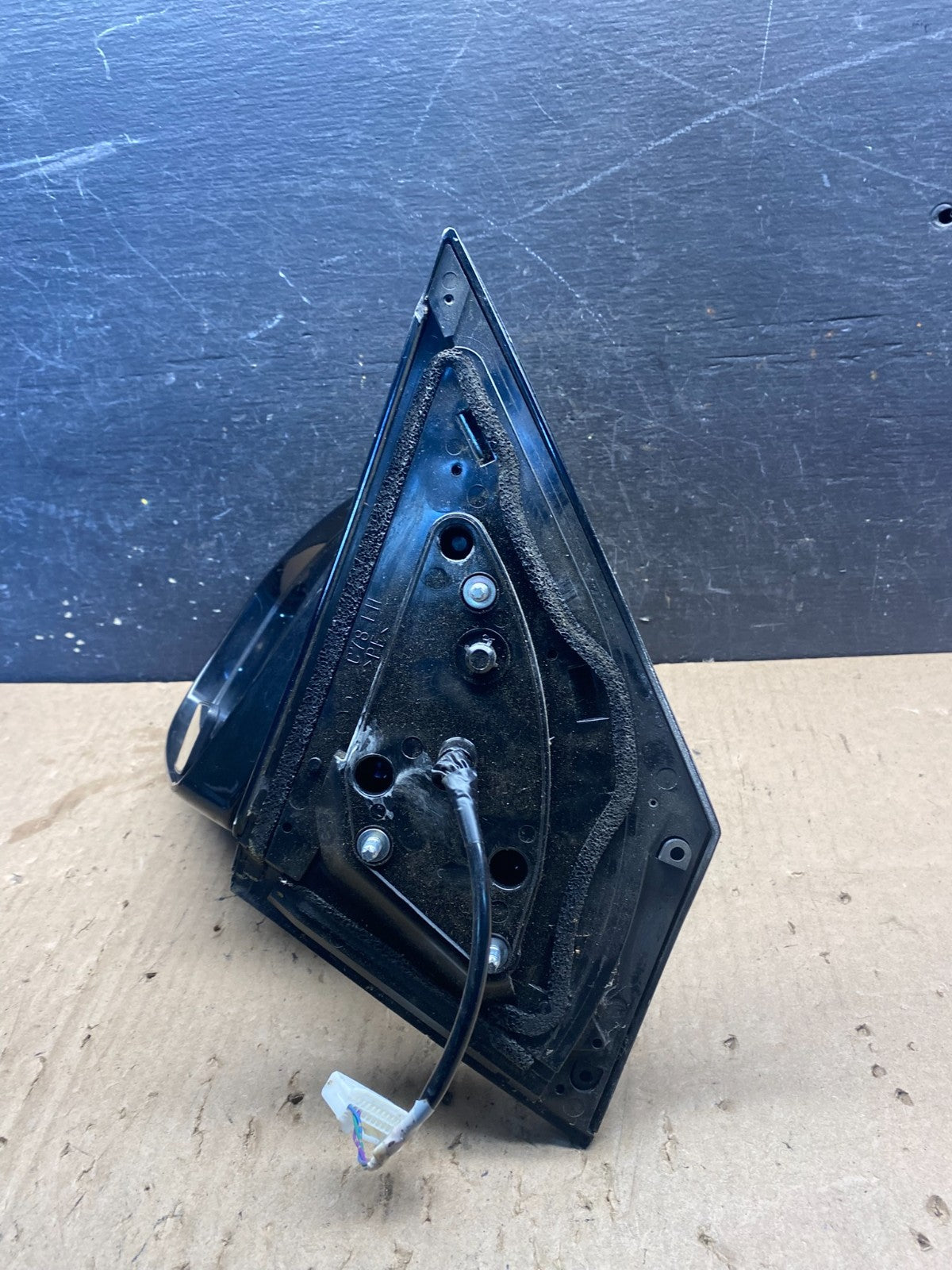 2009 to 2014 Nissan Rogue Left Driver LH Door Mirror S5127 DG5
