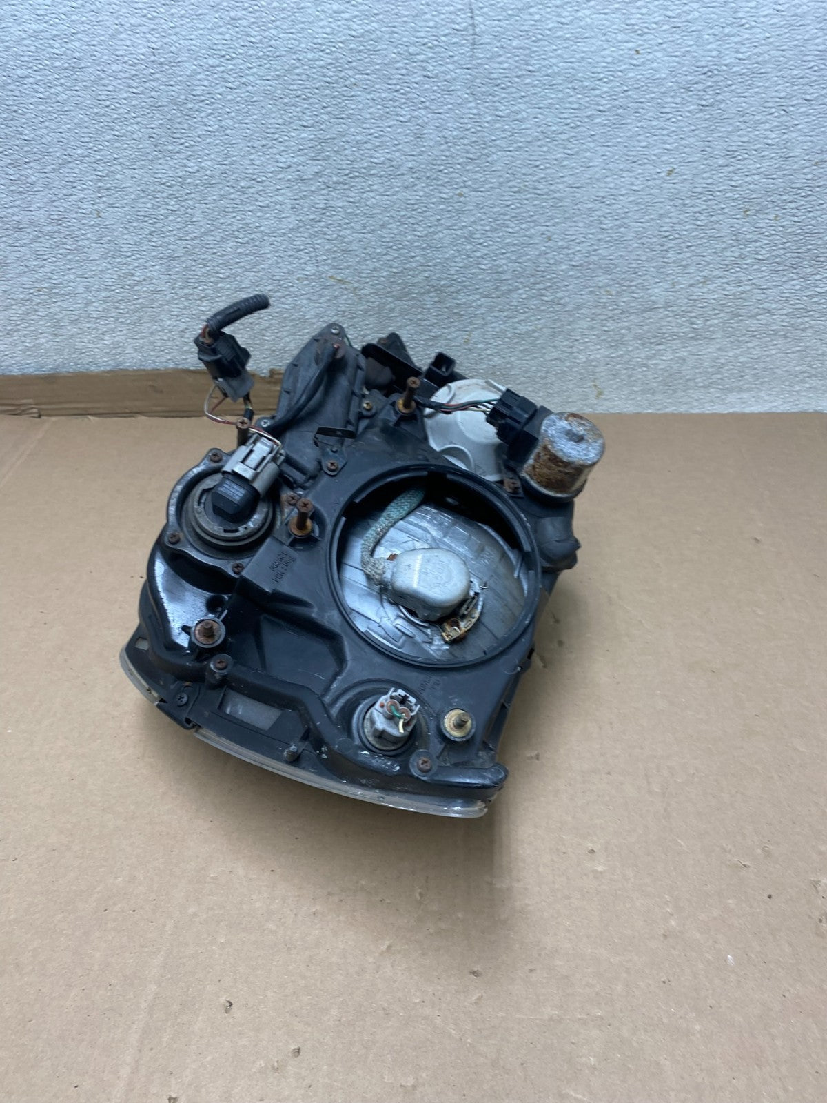 2001 2002 2003 Lexus RX300 Right Passenger Headlight Xenon HID U8242 DW10