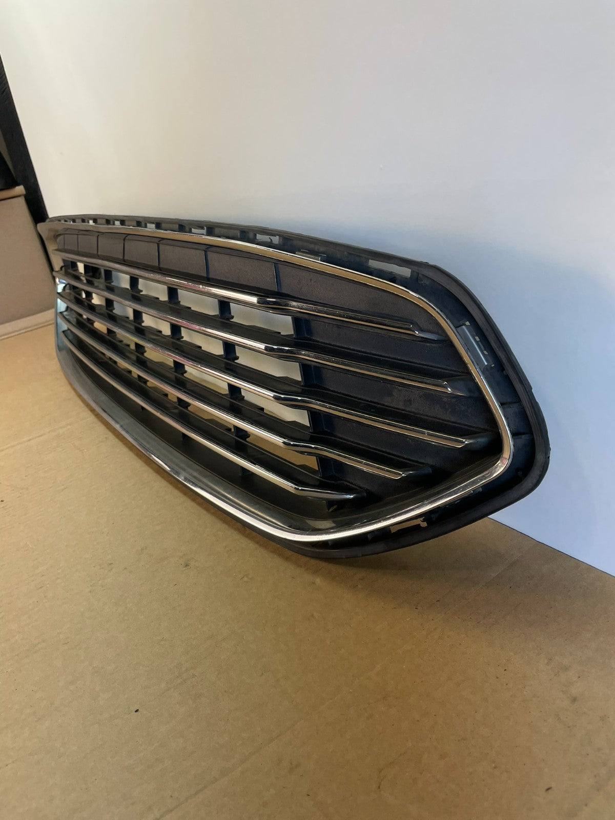 2013 to 2016 Ford Fusion Front Upper Grille Chrome Grill Bumper AF5450 DW1