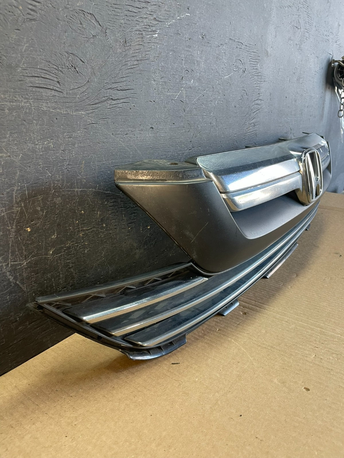 2007 2008 2009 Honda CR-V CRV Front Upper Grille Grill Aftermarket AF3726 DG2