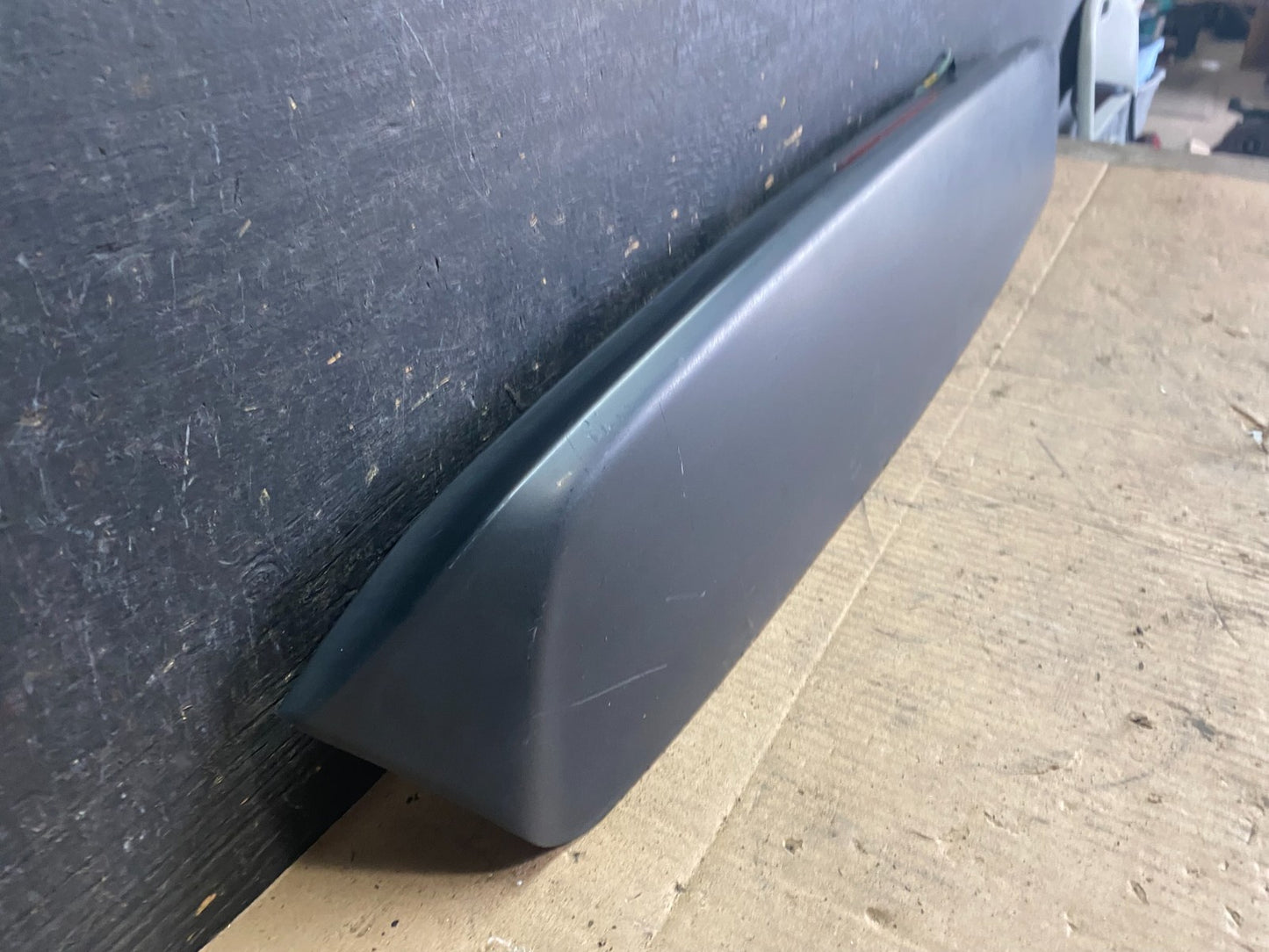1999 to 2004 Honda Odyssey Rear Trunk Spoiler Gate Oem R7915 DG2