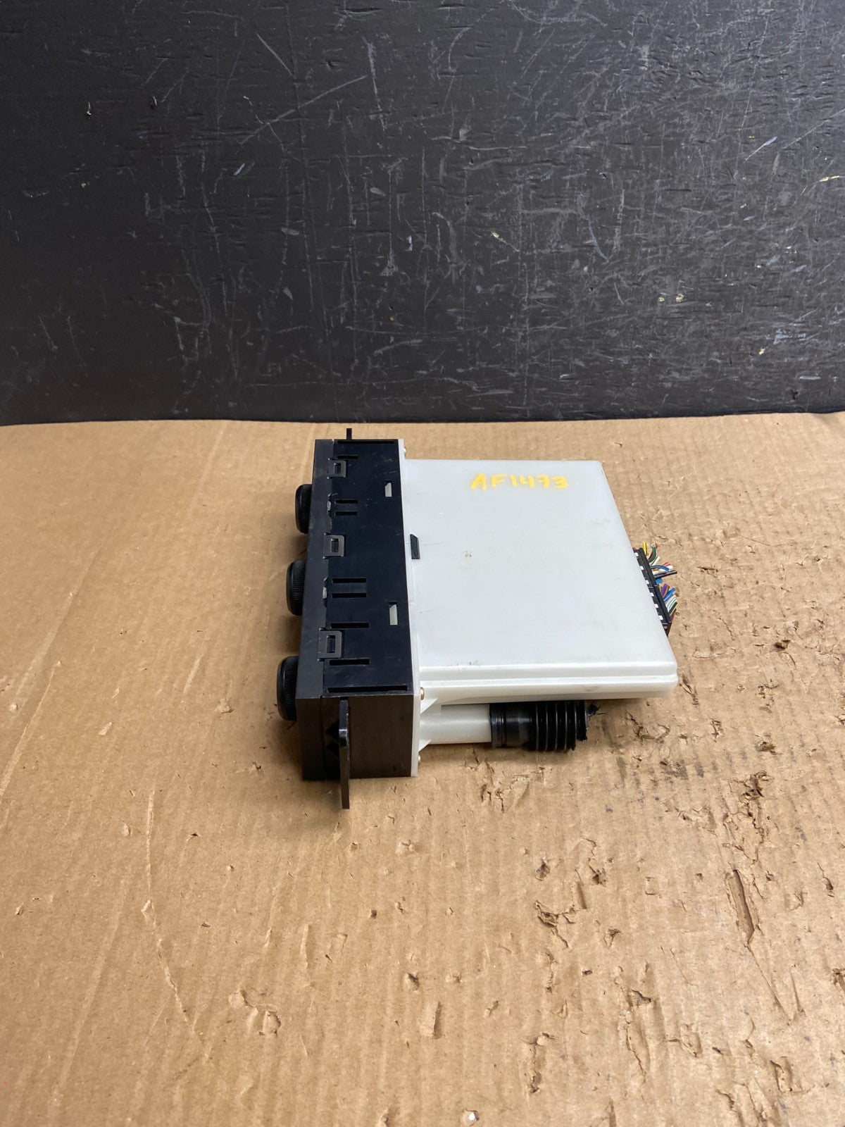 2001 to 2006 Mitsubishi Montero Climate Control Hvac A/C Heater AF1473 DG2