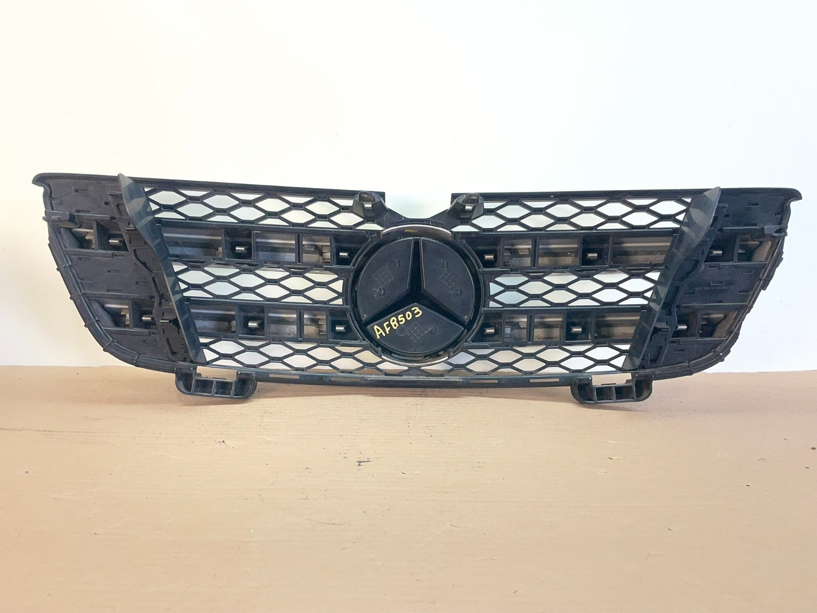 2007-2009 Mercedes X164 GL450 GL320 Front Bumper Upper Grille Grill AF8503 DG3