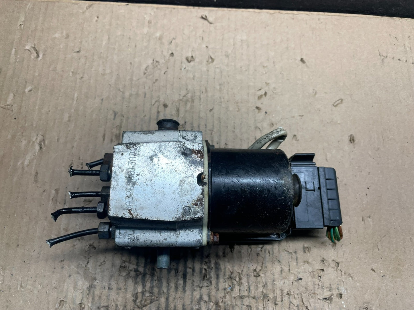 2006 2007 Ford E250 E350 Anti-Lock ABS Antilock Brake Pump V0770 DG4