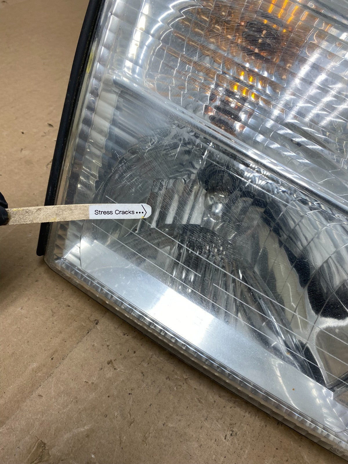 2002-2005 Mercury Mountaineer Right Passenger Halogen Headlight AC5756 DW3
