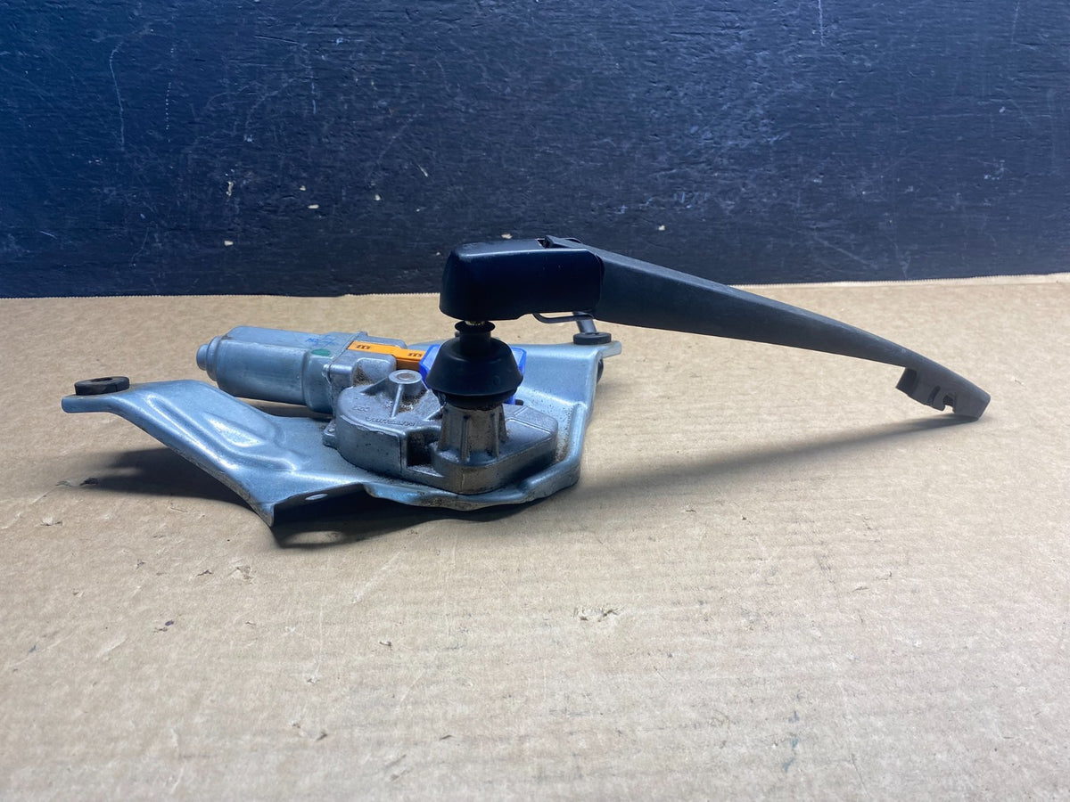 2010 to 2014 Subaru Legacy Outback Rear Wiper Motor AF6602 PS3