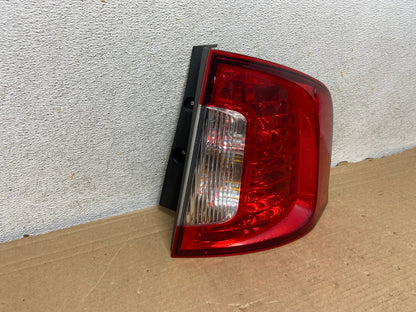 2011 2012 2013 2014 Ford Edge Right Passenger RH Side Tail light AH8336 LK1