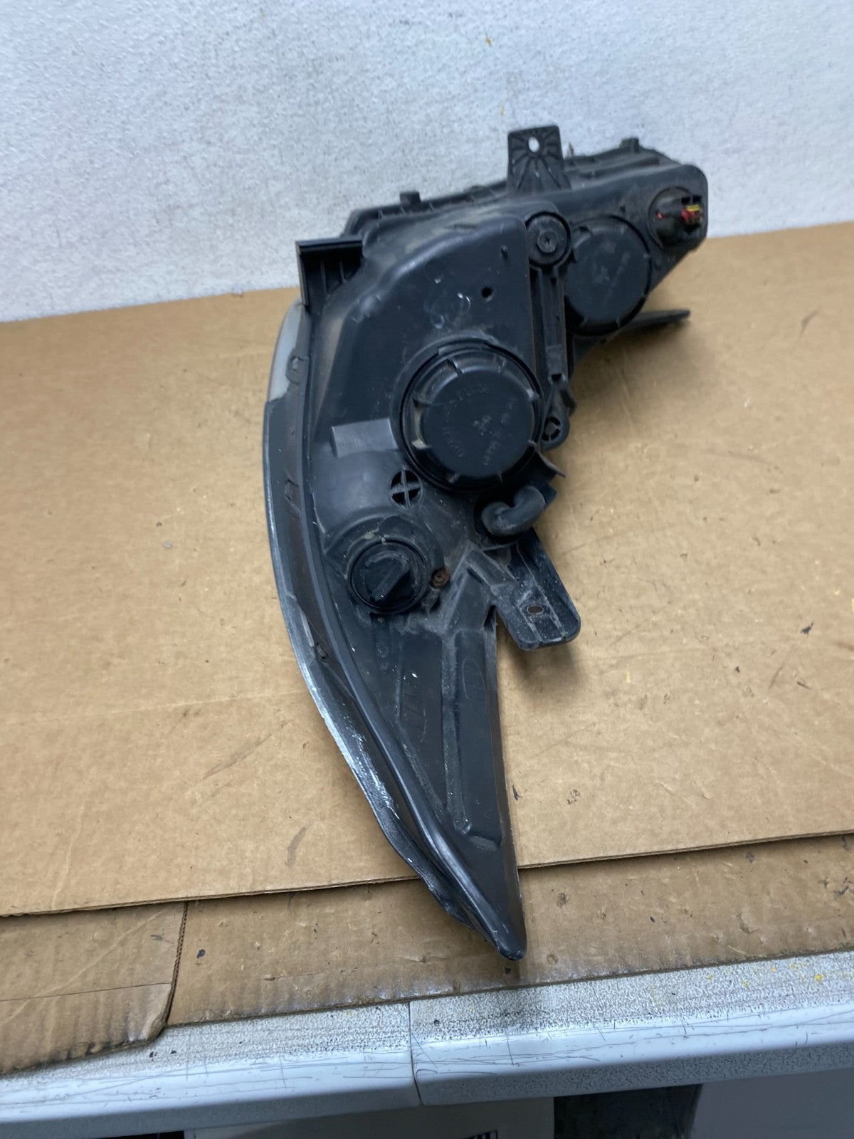 2011 - 2014 Hyundai Sonata Right Passenger Rh Side Headlight Halogen AD6336 DW6