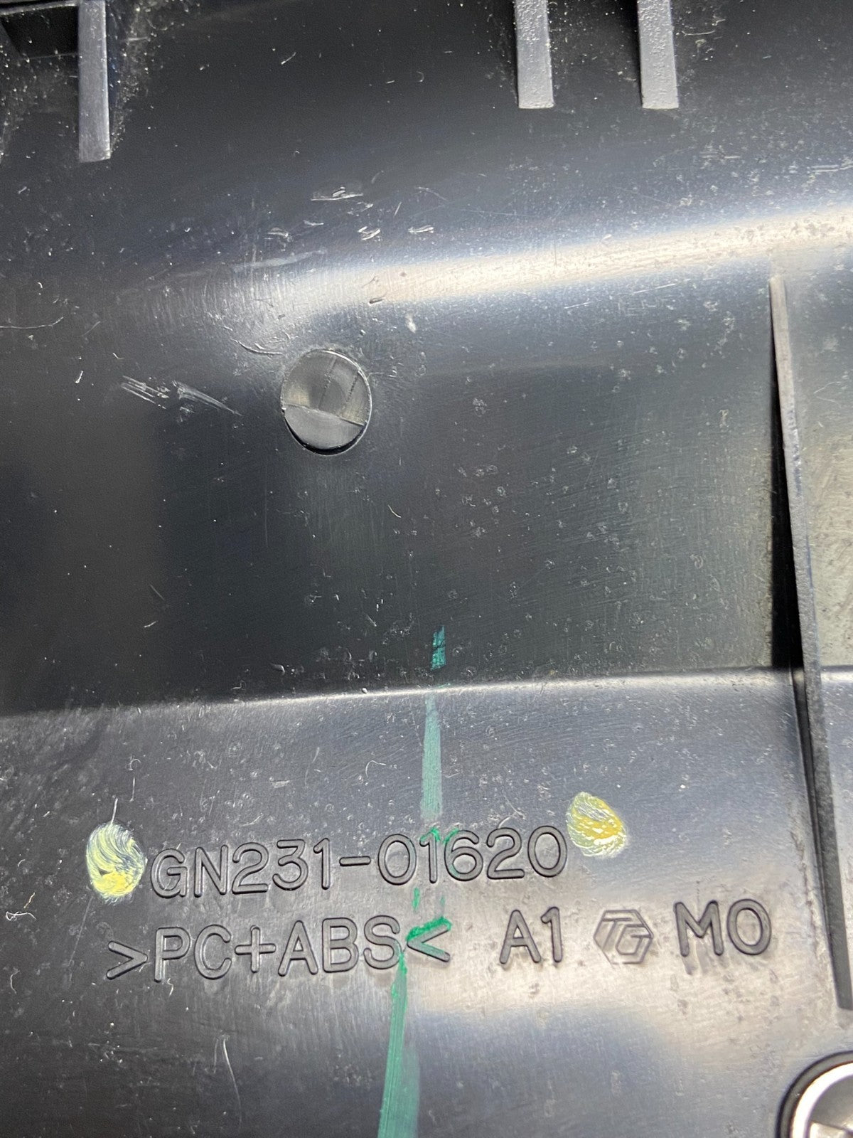 2004 - 2010 Toyota Sienna Center Console Shifter Cupholder Bezel Trim ah3591 DG5