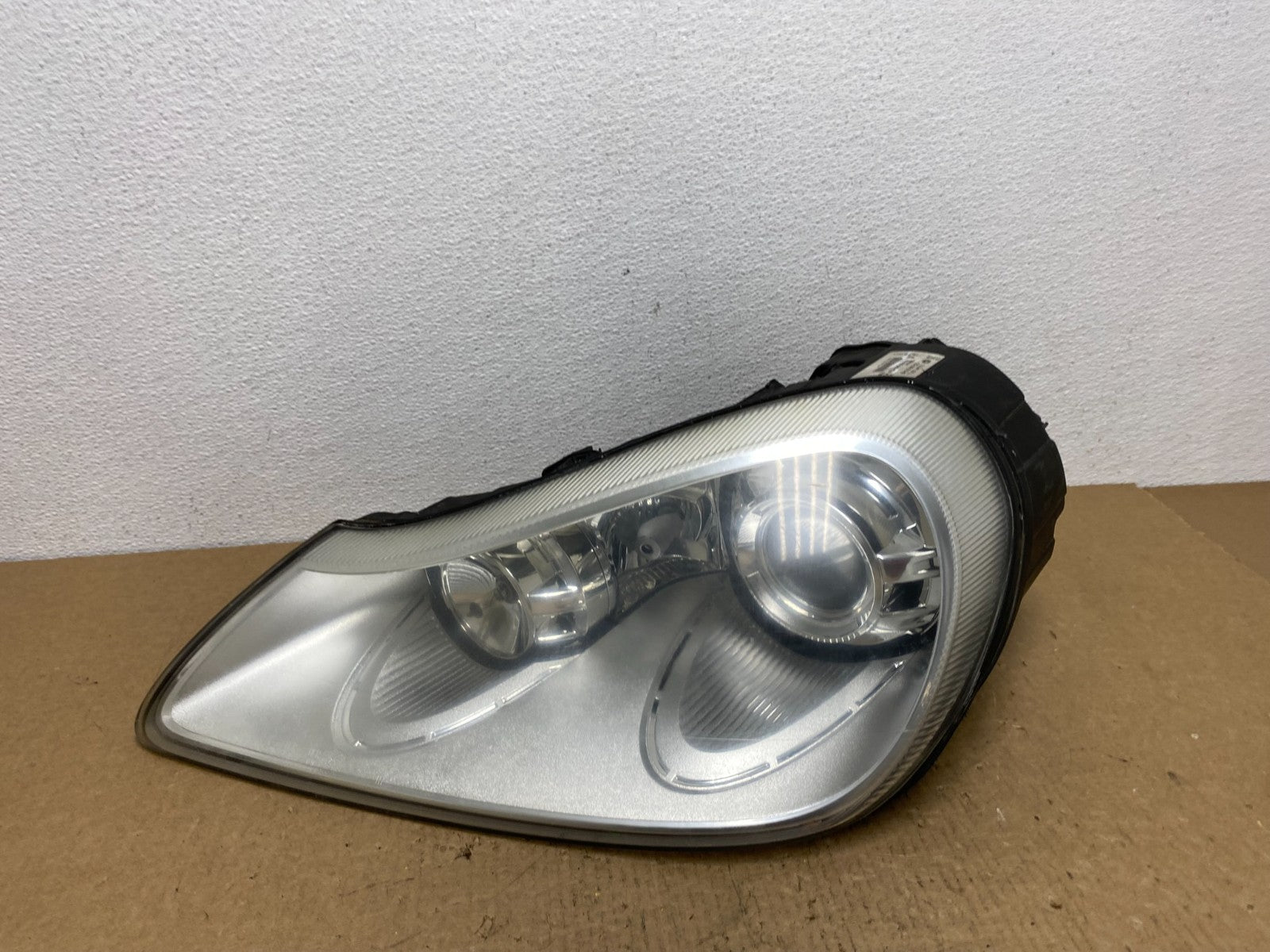 2008 to 2010 Porsche Cayenne Left Driver LH Headlight Xenon HID OEM AC1405 DW0