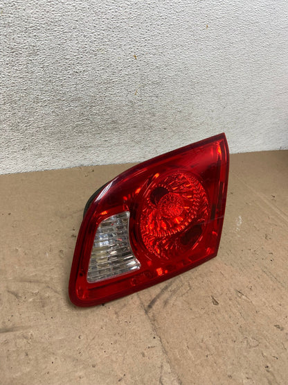 2007 2008 2009 Hyundai Santa Fe Right Passenger Tail Light Inner AG4880 LK1