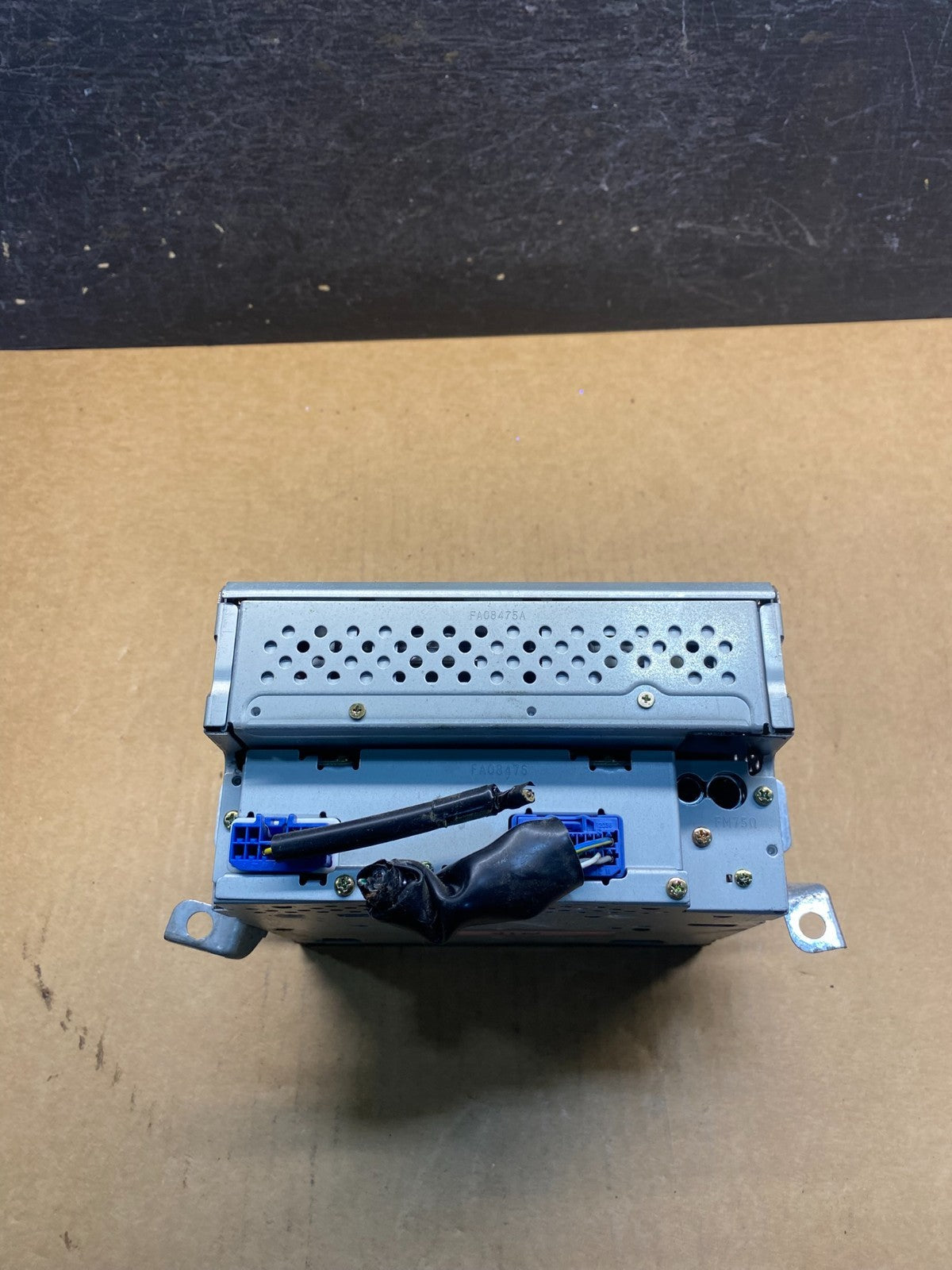 1999 to 2002 Toyota Sienna AM FM Casette Radio Receiver AH4977 DG5
