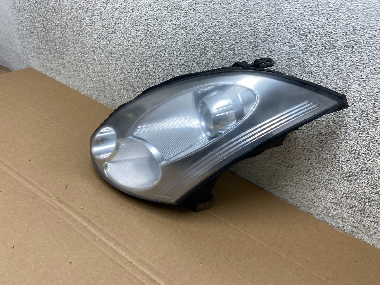 2003-2005 Infiniti G35 Coupe Headlight Left Driver LH Xenon HID Depo AB3451 DG1