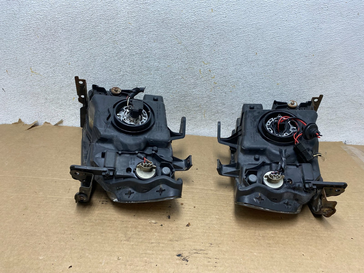 2006 2007 2008 Honda Ridgeline Left+Right Halogen Headlights AH4044 DW7