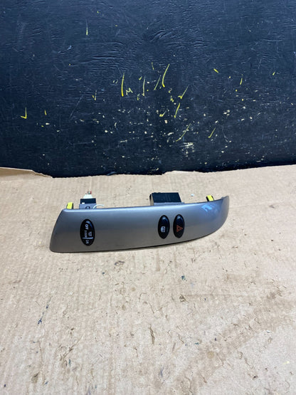 2004 to 2010 Toyota Sienna Left Side Climate Switches Bezel Trim OEM Z1889 DG0