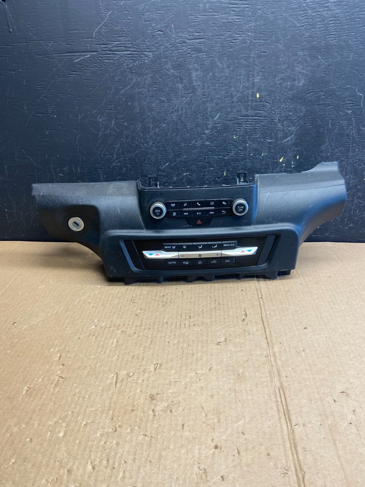 2020 to 2023 Ford Explorer A/C Heater Climate Control Panel AE3809 DG0