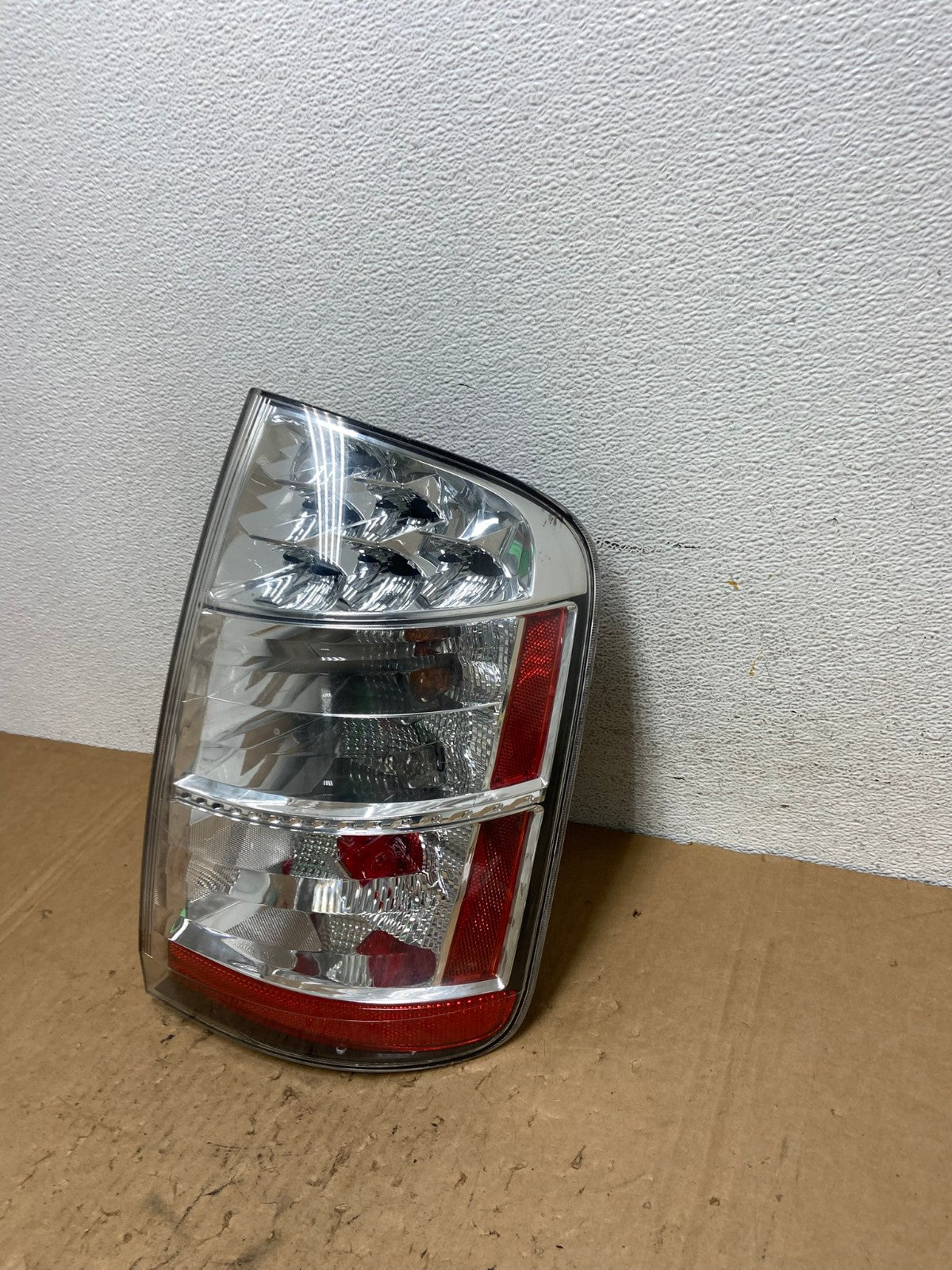 2006 2007 2008 2009 Toyota Prius Tail Light Right Passenger Side AD13741 LK1