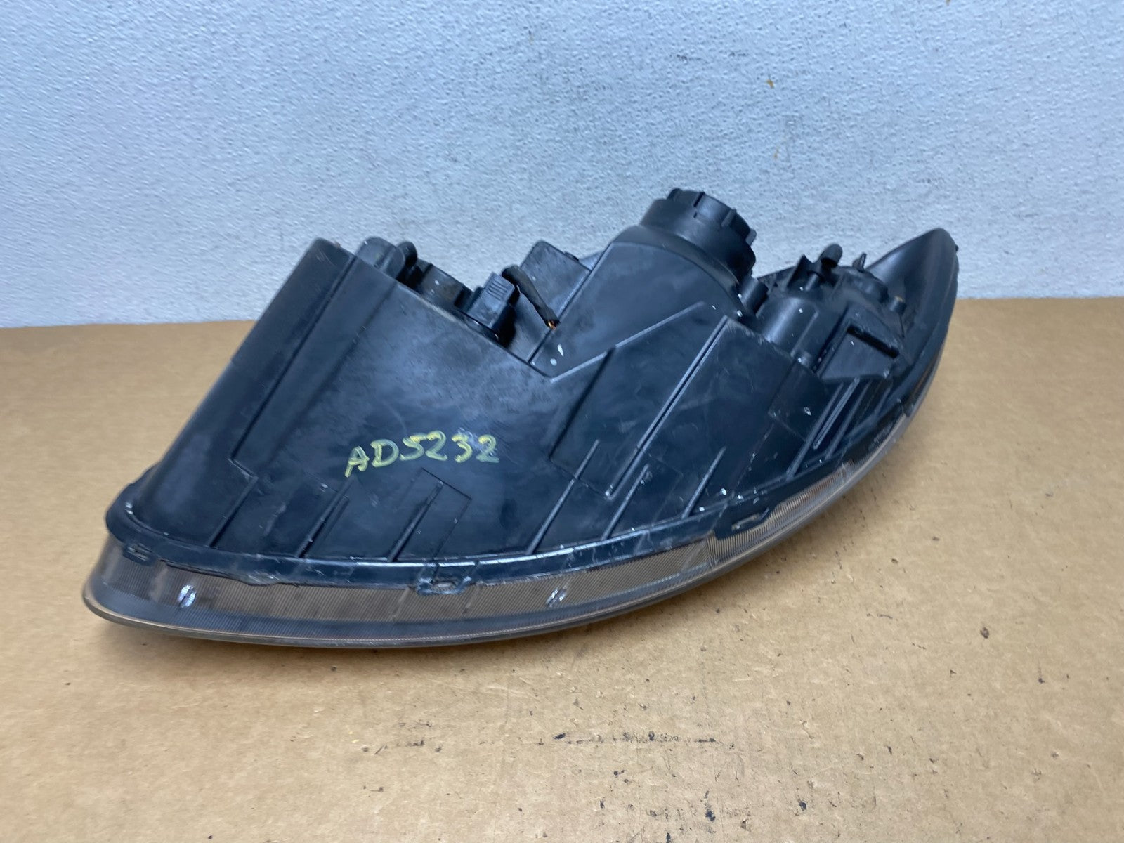 2007 2008 2009 Hyundai Santa Fe Right Passenger Halogen Headlight AD5232 DW7