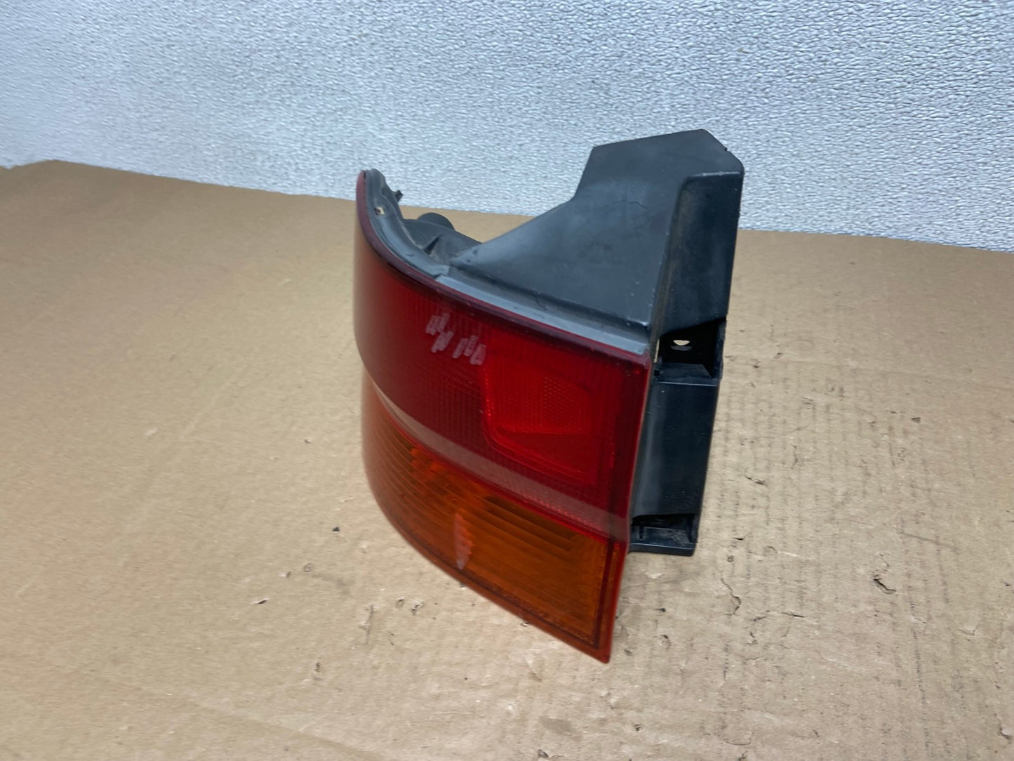 2002 2003 2004 Honda Odyssey Left Driver LH Side Tail Light AB6251 LK1