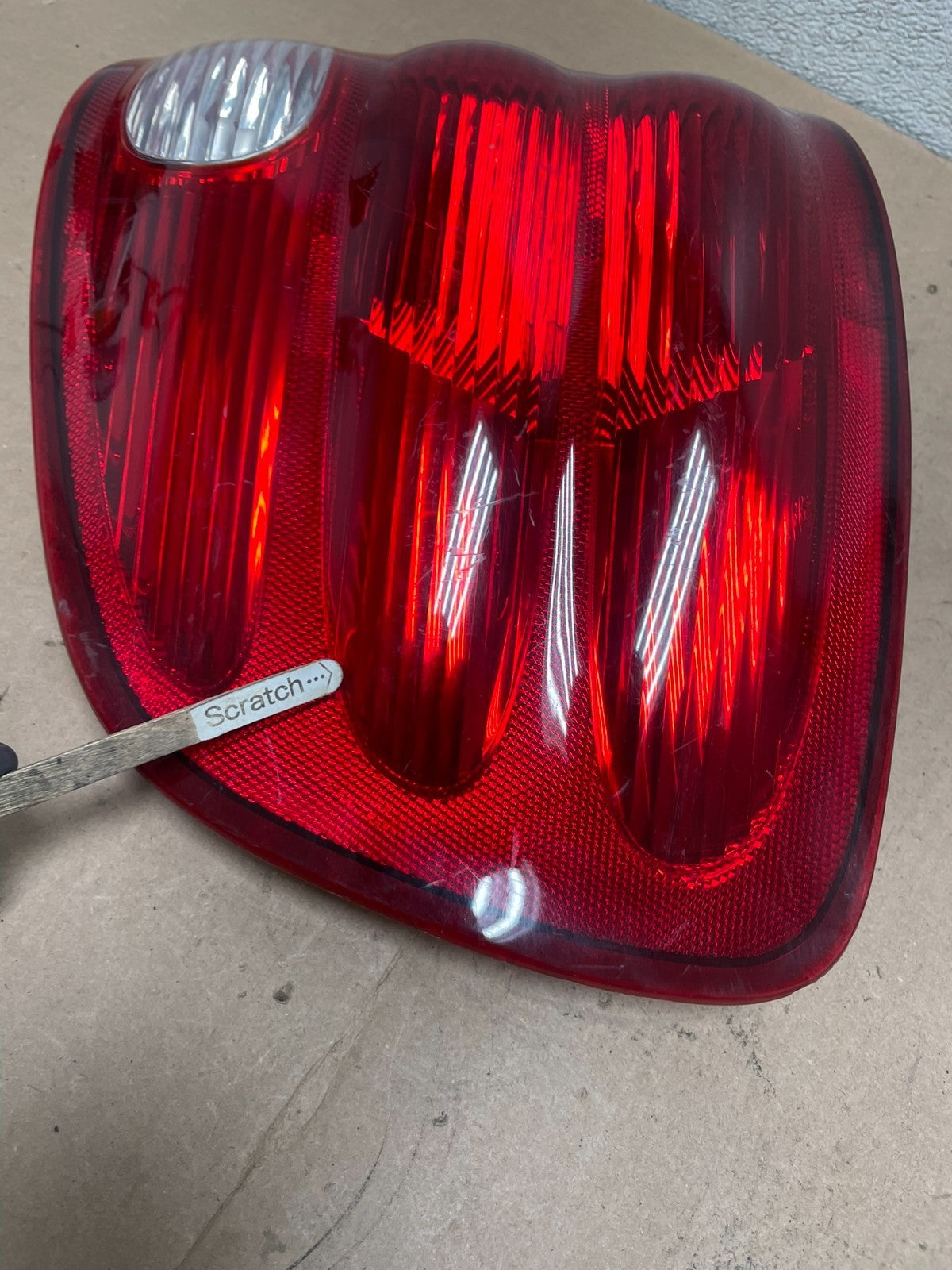 1997 to 1999 Ford F150 F-150 Left Driver LH Side Tail Light Oem Q4380 DW3