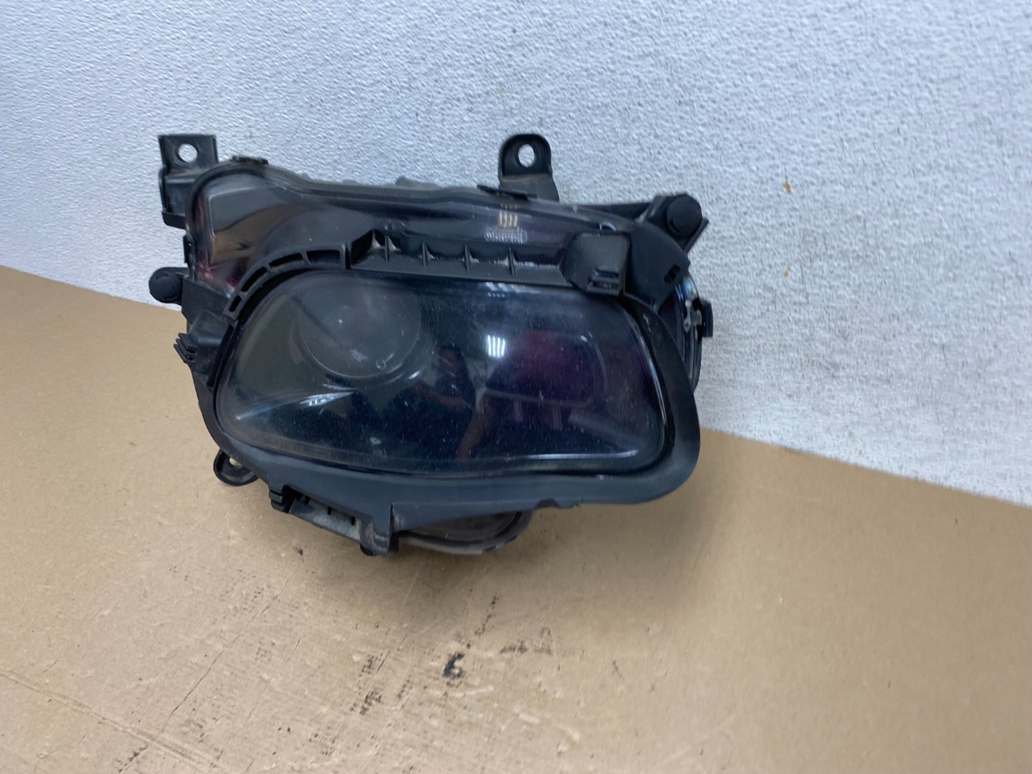2014-2017 Jeep Cherokee Right Passenger RH Side Lower Headlight AF4475 DW1