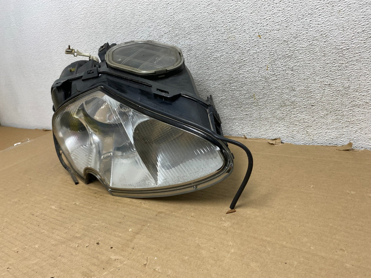 1996 to 2000 Jaguar XK8 XKR Right Passenger RH Side Halogen Headlight ag9194 DG2