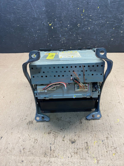 2006 to 2009 Toyota Prius OEM Radio AM/FM CD Player Oem R8517 DG4