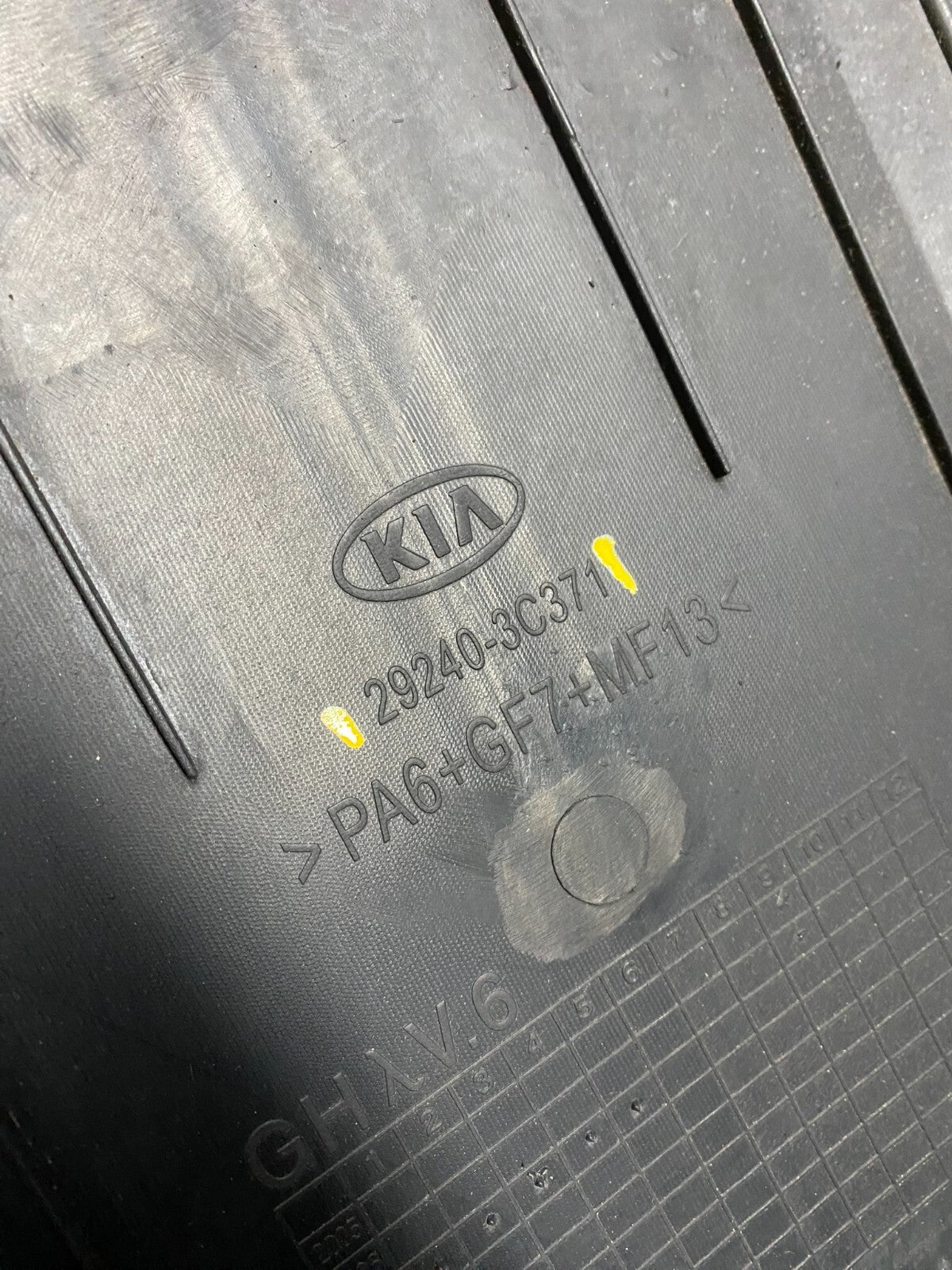 2007 to 2009 Kia Amanti Engine Cover V6 OEM H69074