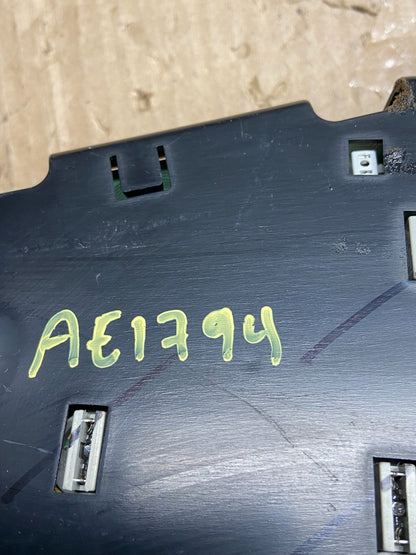 1999 to 2002 Chevrolet Silverado Sierra Cluster Gauge Speedometer ECM AE1794 DG7