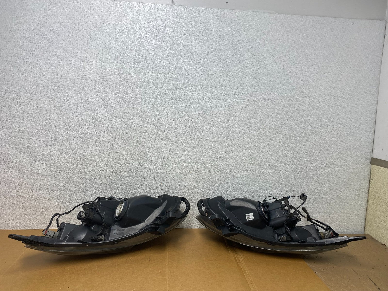 Sedan 2010 2011 2012 Nissan Altima Headlights Halogen Left+Right Side AD8903 DW6